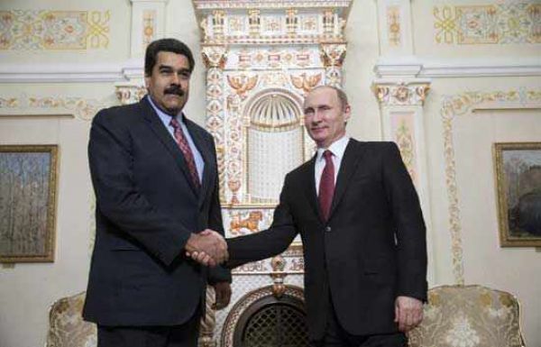 Στη Ρωσία στρέφεται η Βενεζουέλα και προσφέρει το πετρέλαιό της