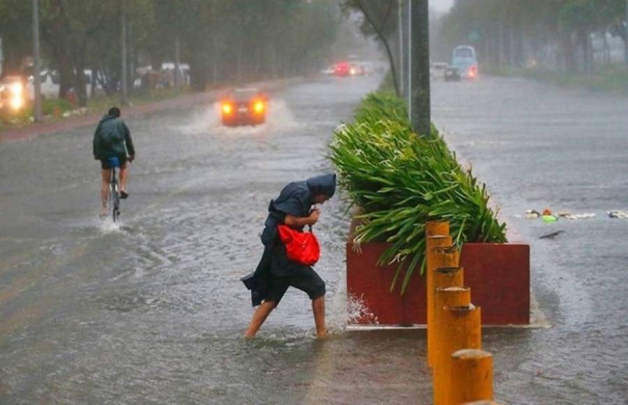 Φιλιππίνες: 81 τα θύματα του τυφώνα Μανγκούτ