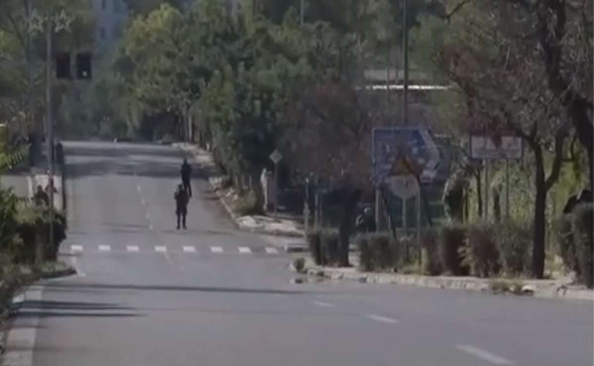 Ζωγράφου: Εξουδετερώθηκε ενεργός εκρηκτικός μηχανισμός κοντά στην έδρα των ΜΑΤ
