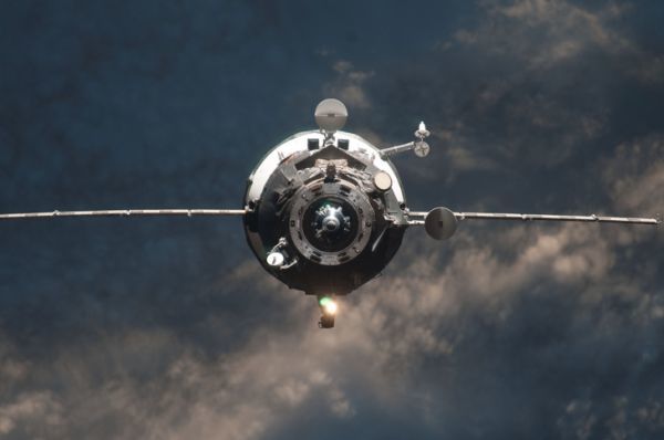Εκτός ελέγχου ρωσικό διαστημικό σκάφος - Θα πέσει στη Γη