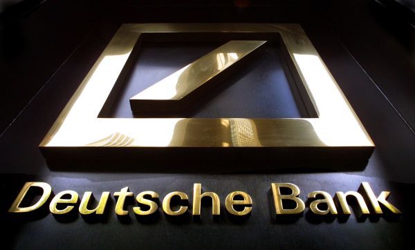 Παραιτείται από τα bonus το ΔΣ της Deutsche Bank