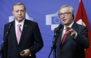 Γιούνκερ: Να τηρήσει τις δεσμεύσεις η Τουρκία-Δε δεχόμαστε απειλές