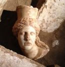 Βρέθηκε το κεφάλι της σφίγγας στην Αμφίπολη