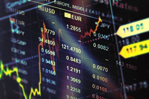 Ευρωαγορές: Με σημαντικές απώλειες έκλεισε η συνεδρίαση της Παρασκευής