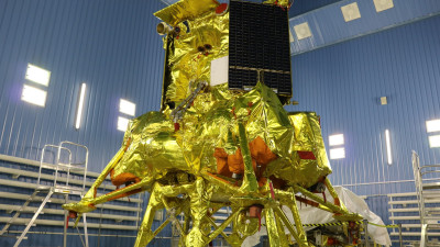 Η Ρωσία στέλνει διαστημόπλοιο στη Σελήνη