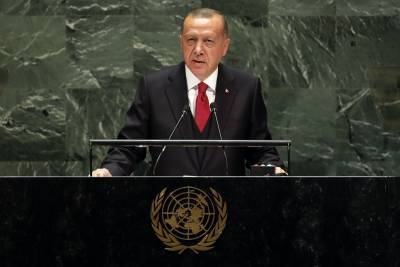 Ερντογάν: Ζήτησε διμερή διάλογο «για επίλυση των προβλημάτων στο Αιγαίο»