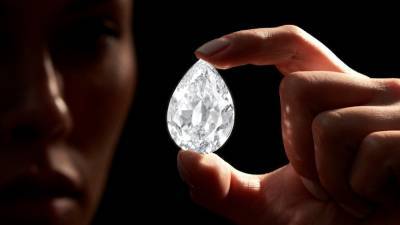Sotheby’s- Δημοπρασία ορόσημο: Διαμάντι εκατομμυρίων μπορεί να αγοραστεί με κρυπτονομίσματα