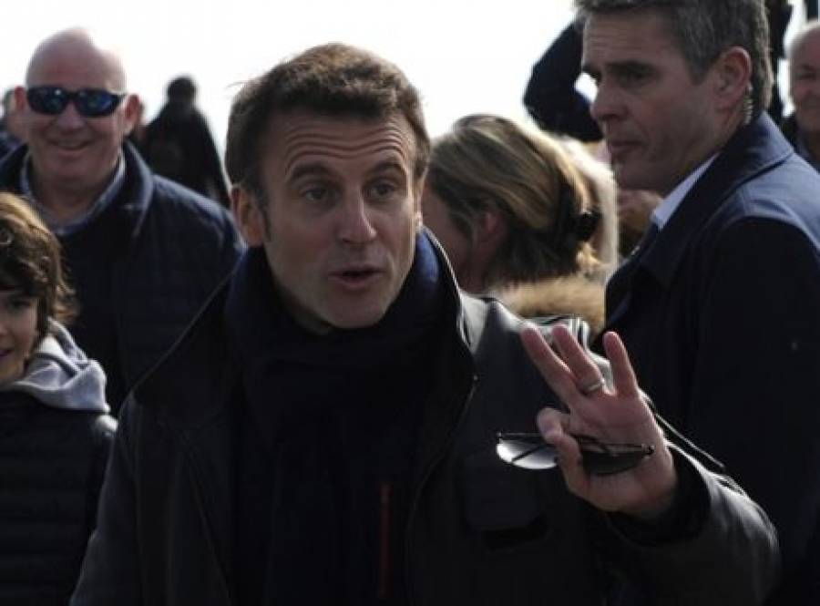 Εκλογές Γαλλία: Στήριξη δύο υποψηφίων σε Μακρόν