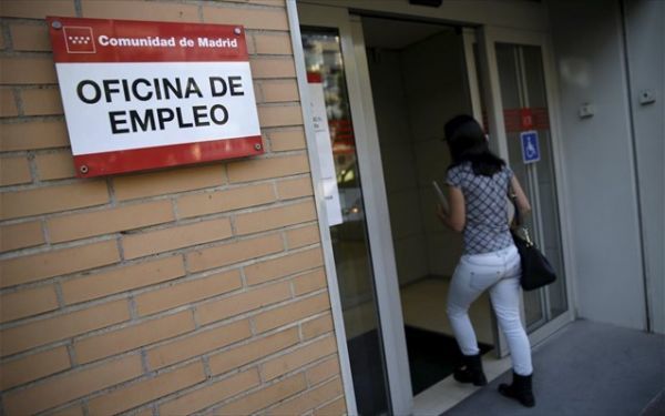 Μειώνεται η ανεργία στην Ισπανία-Στο 17,22% στο δεύτερο τρίμηνο