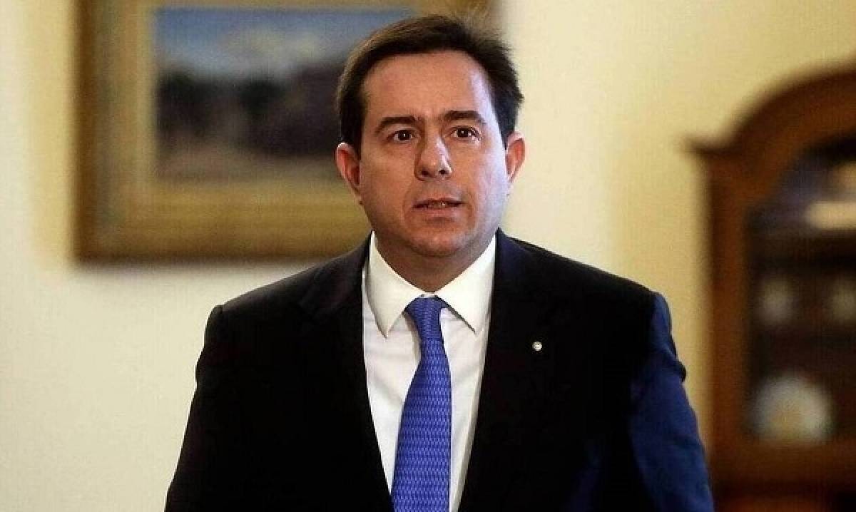 Μηταράκης: 800 αιτούντες άσυλο θετικοί στον κορονοϊό στη χώρα