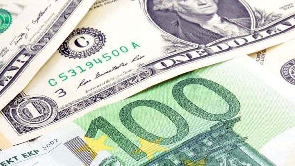 Αγορά συναλλάγματος: Ενισχύεται το δολάριο έναντι του ευρώ