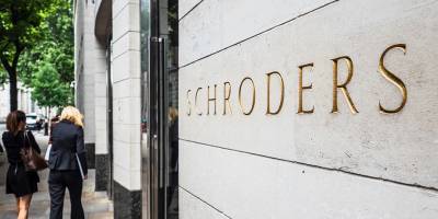 Schroders: Στρατηγικής σημασίας αγορά η Ελλάδα