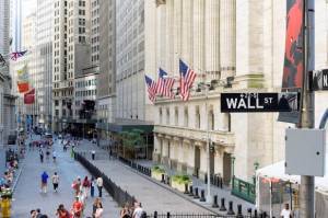 Άνοδος στη Wall Street, εν όψει των αποφάσεων της Fed