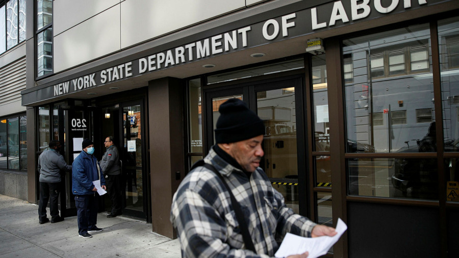 ΗΠΑ: Απότομη μείωση των αιτήσεων για επίδομα ανεργίας