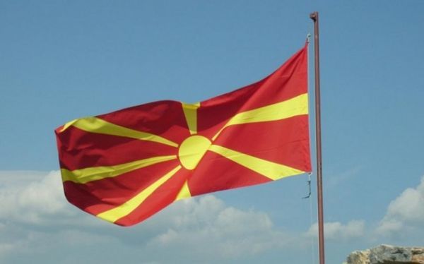 Σκόπια: Στα πρόθυρα κατάρρευσης το σύστημα εξουσίας