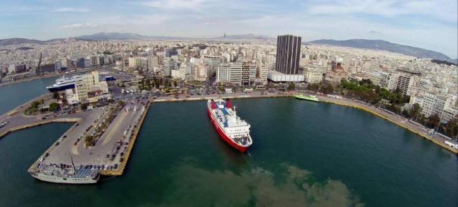 Πειραιάς: Τη σχέση λειτουργίας λιμανιού και πόλης συζήτησαν Κουβέλης-Μπελαβίλας