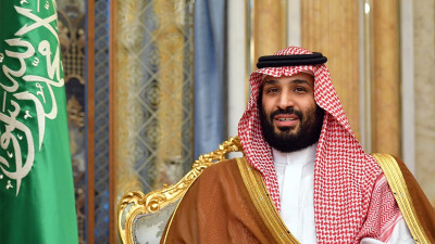 Ο Σαουδάραβας διάδοχος Μοχάμεντ Μπιν Σαλμάν για... deals στην Αθήνα