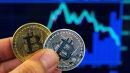 «Βουτιά» κάτω από τα 7.000 δολάρια για το bitcoin