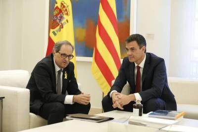 Ο Σάντσεθ δίνει στην Καταλονία δημοψήφισμα περισσότερης αυτονομίας, όχι ανεξαρτησίας