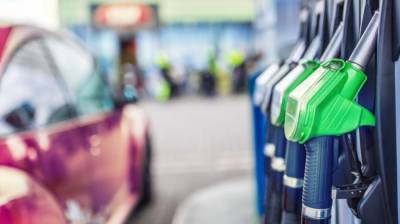 Τα «απαγορευτικά» φέρνουν ελεύθερη πτώση στην αγορά καυσίμων