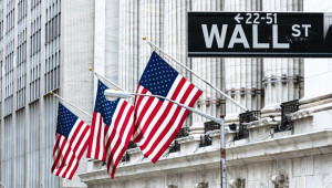 Στα «κόκκινα» η Wall Street εξαιτίας των τεχνολογικών μετοχών