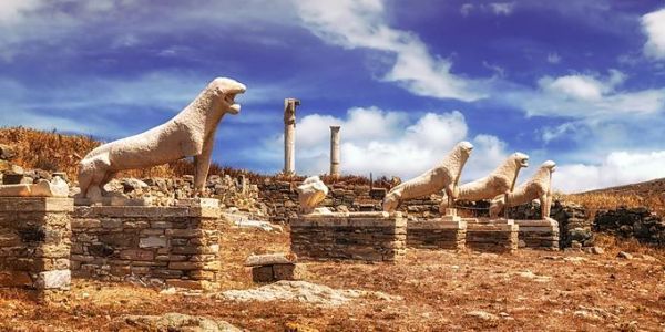 «Ψήνονται» αλλαγές στην παραχώρηση αρχαιολογικών χώρων, μουσείων και μνημείων