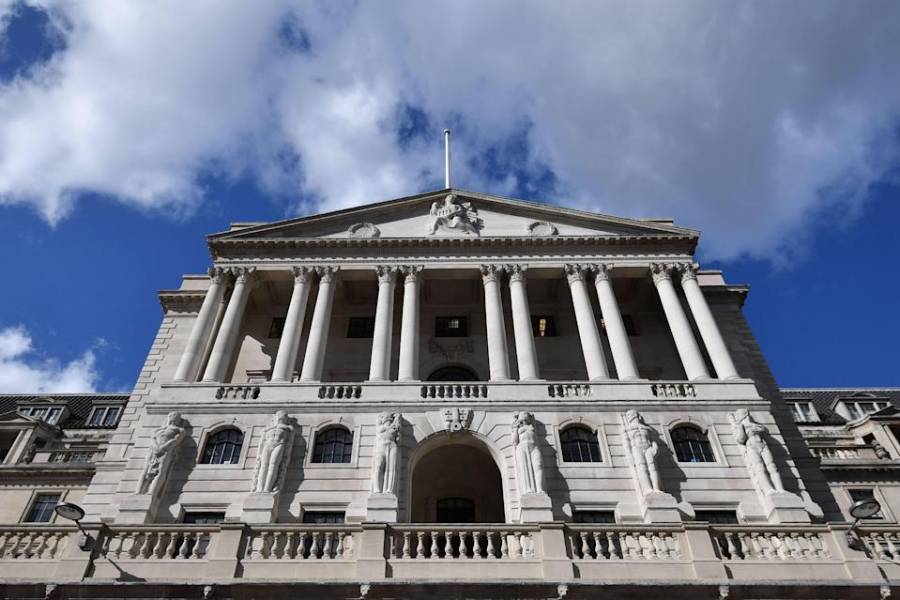 Αμετάβλητα τα επιτόκια της BoE- «Καμπανάκι» για αύξηση του πληθωρισμού