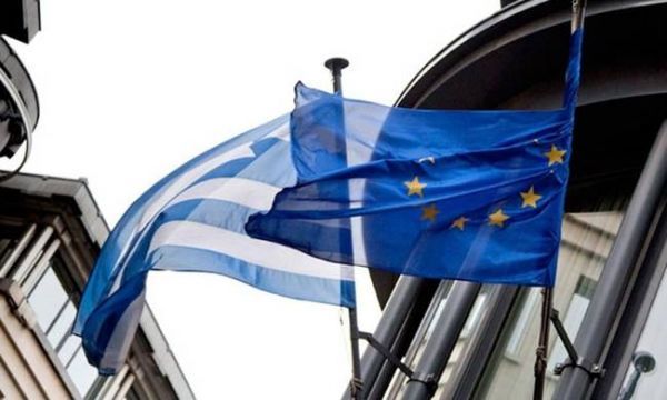 Bloomberg:Η συμφωνία δεν εξυπηρετεί κανέναν και κυρίως τον ελληνικό λαό