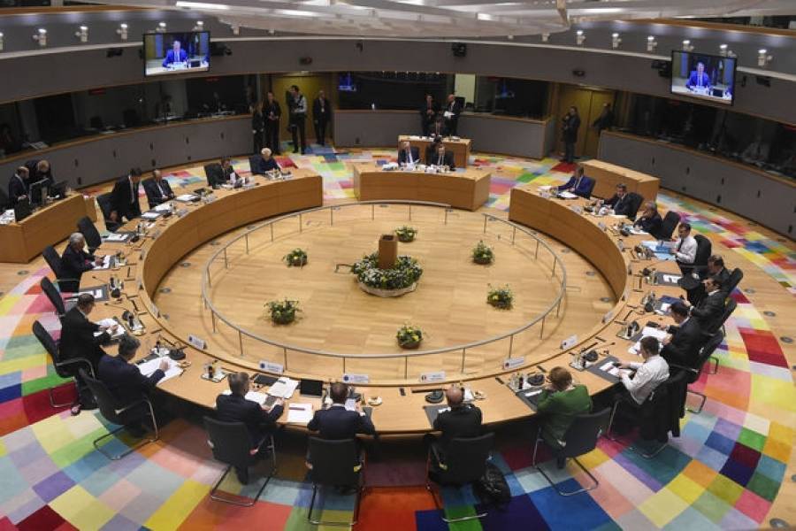 Eurogroup: Στις καθυστερήσεις το ελληνικό χρέος- «Παζάρι» για την επιμήκυνση