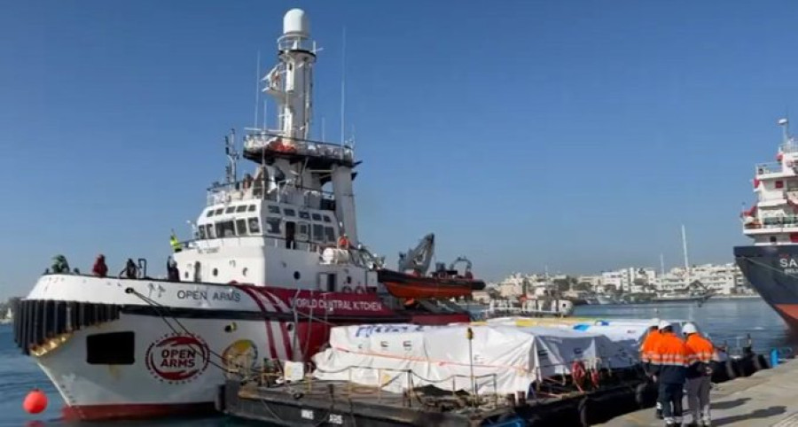 Απέπλευσε από τη Λάρνακα πλοίο με ανθρωπιστική βοήθεια στη Γάζα
