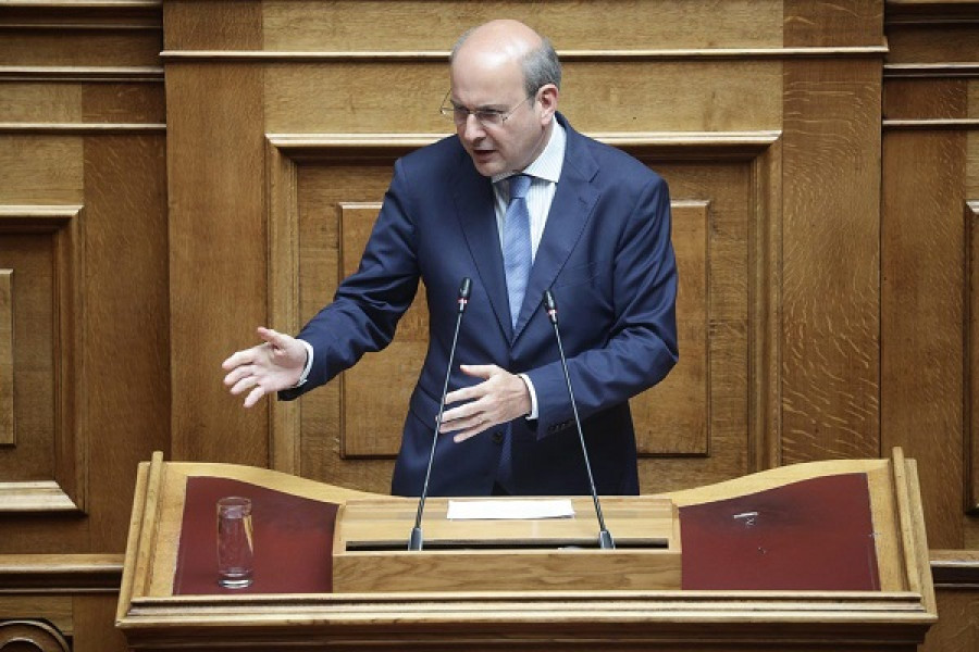 Χατζηδάκης: Όσο η Ελλάδα ανεβαίνει, η αντιπολίτευση καταστροφολογεί