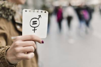 Συνήγορος Καταναλωτή: Αποζημίωση σε ασφαλισμένη λόγω διάκρισης φύλου