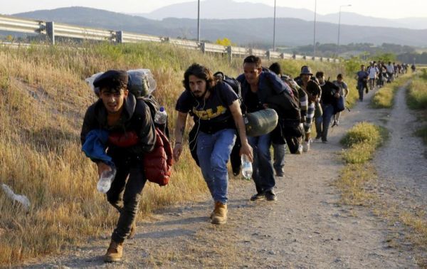 Spiegel: «Τα Σκόπια κλείνουν τα σύνορα με την Ελλάδα»