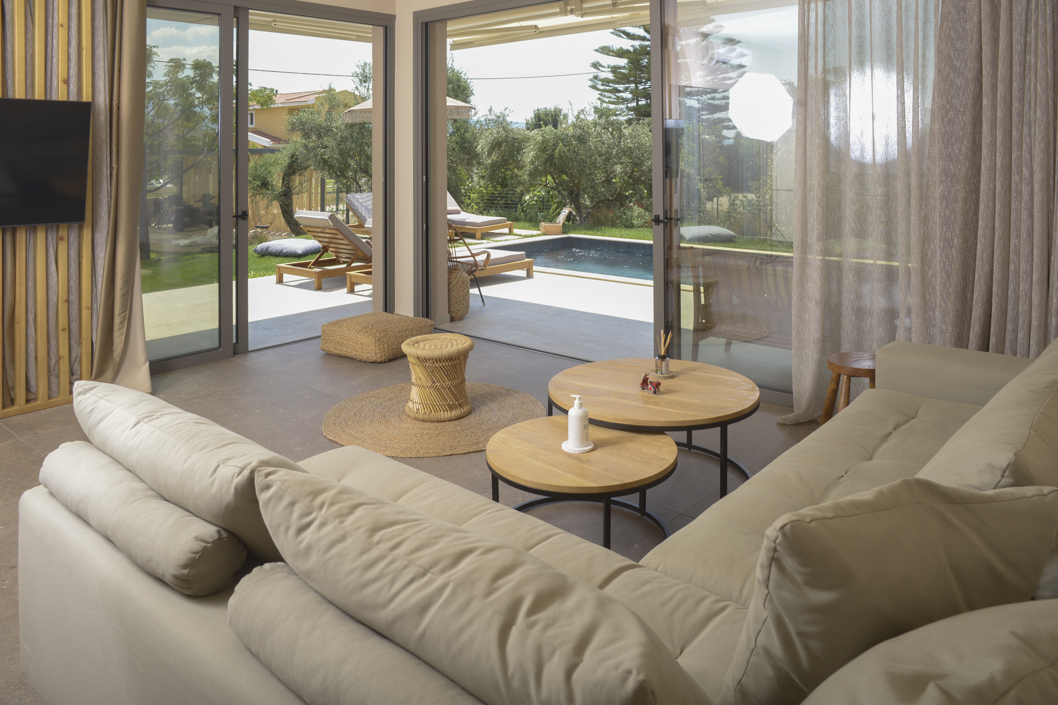 Elaia Grove 2