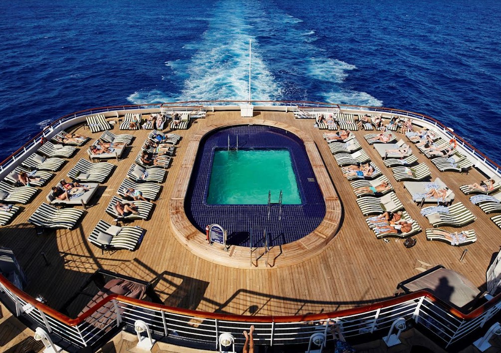 celestyal pool bar