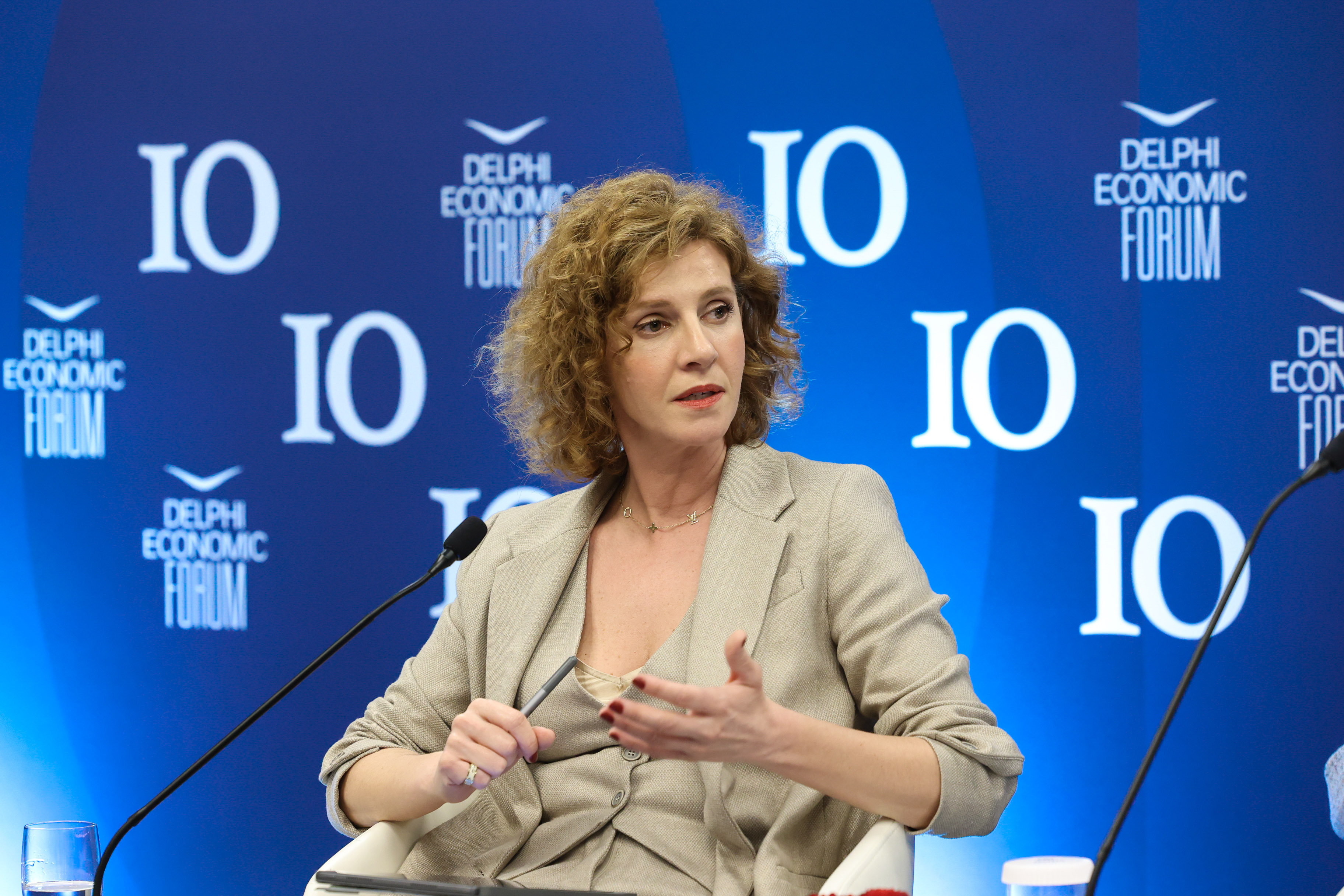 2025.04.11 DT DELPHI ECONOMIC FORUM 4
