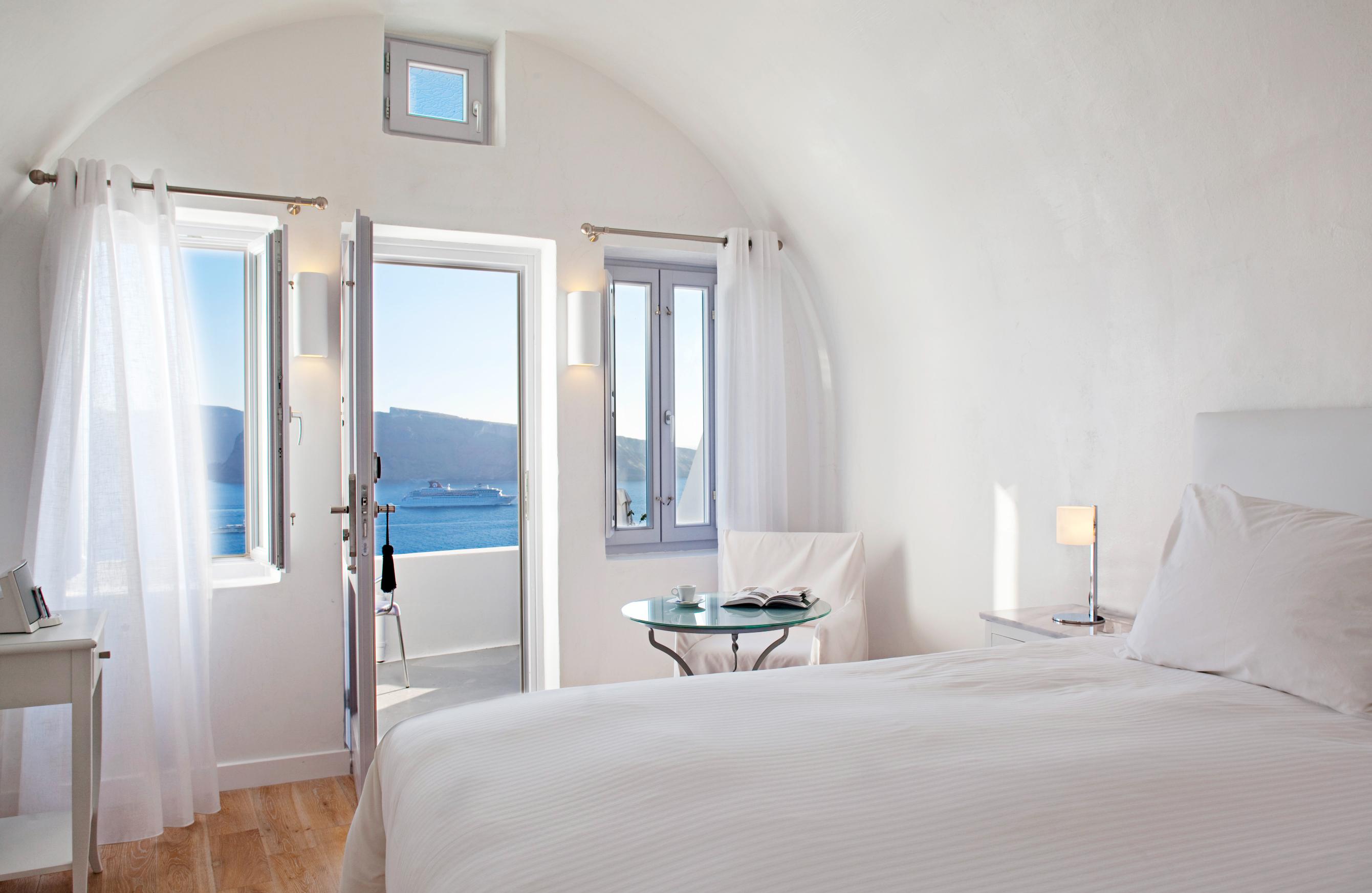 Katikies Santorini Suites