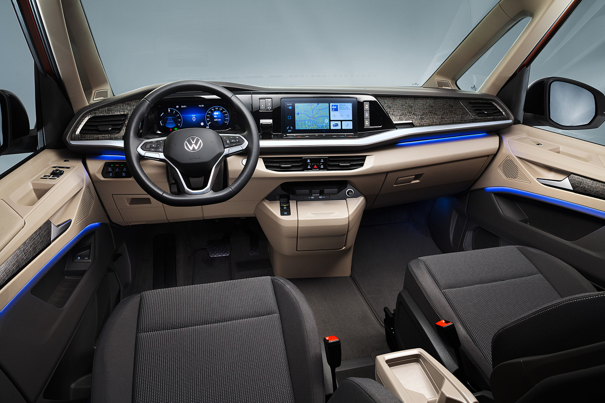 NEW VOLKSWAGEN MULTIVAN RED DOT AWARD 3