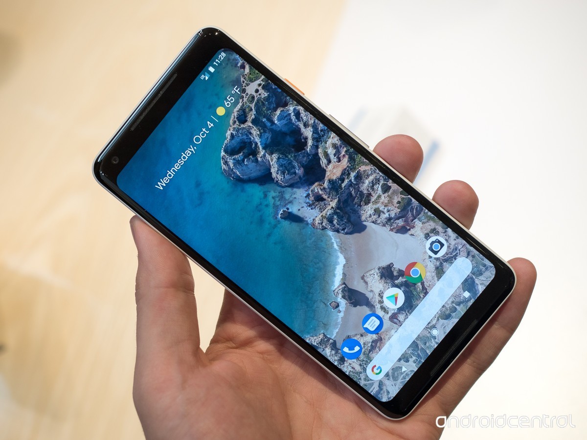 google pixel 2 xl white hands on 6