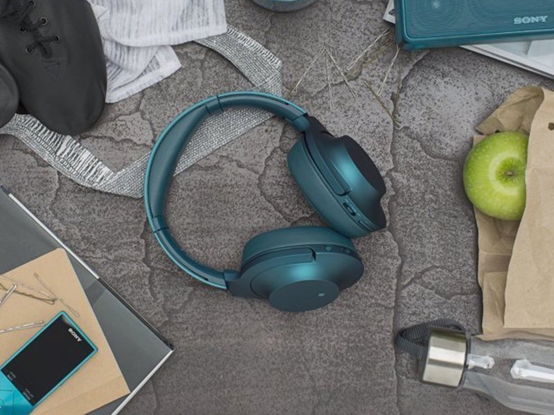 noise cancelling headphones
