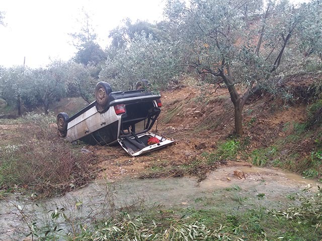 tragana aftokinito 2