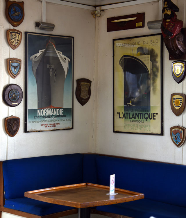 skippers istoria thrilikou kafe paraliaki 6