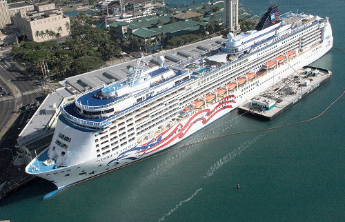 Cruise ship500 221013