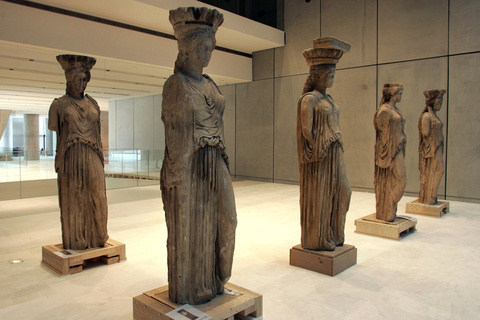 91491 karyatides new acropolis museum6
