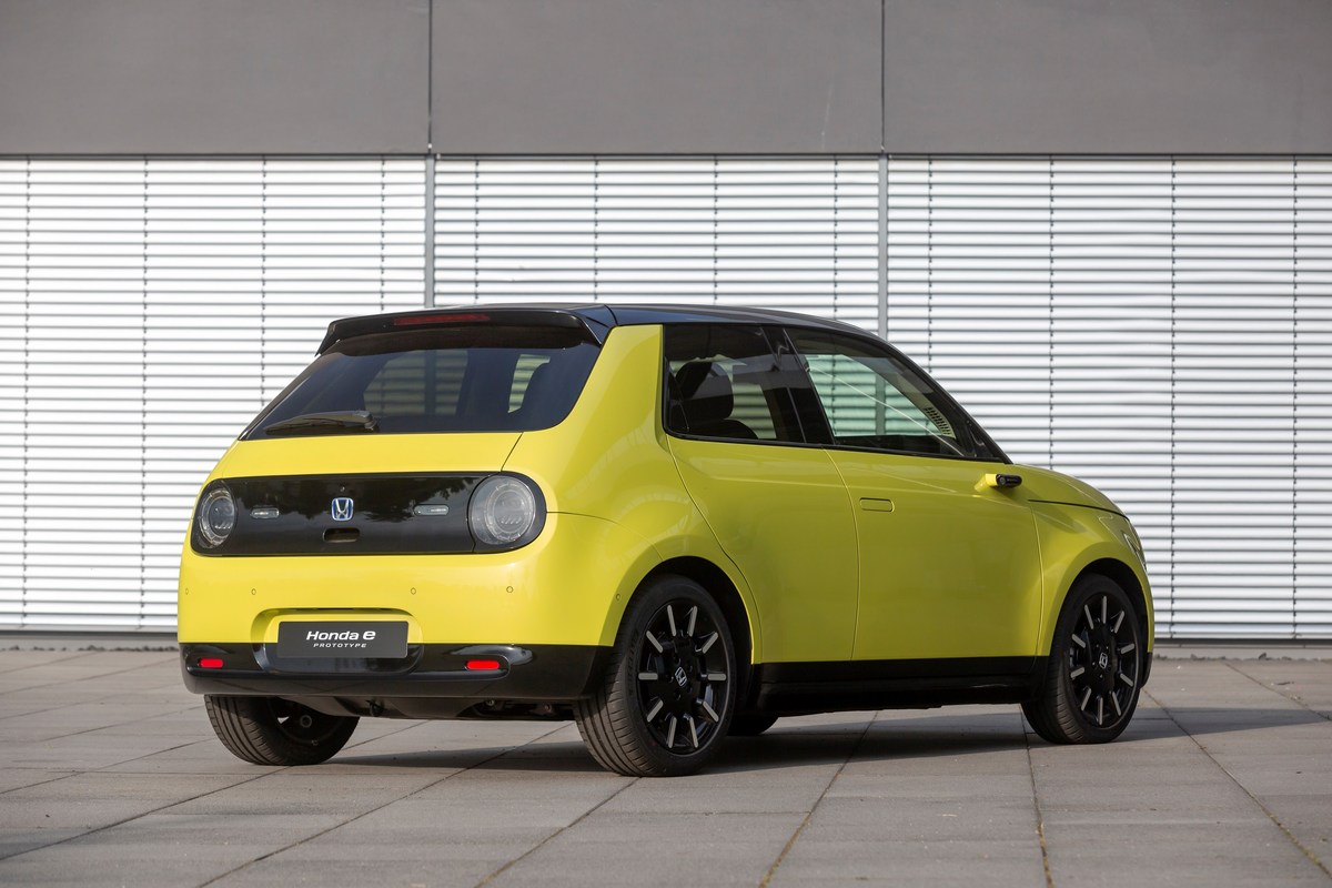 185277 HONDA E THE PERFECT BALANCE OF EFFICIENCY AND PERFORMANCE FOR URBAN