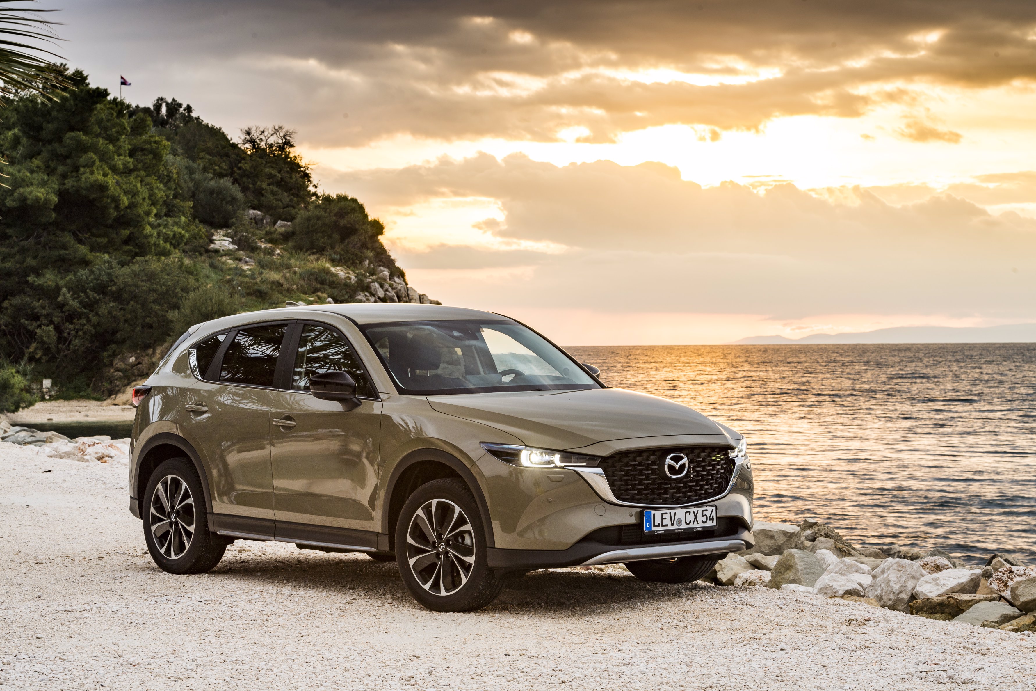 1 2023 mazda cx 5 newground spain still 15 1