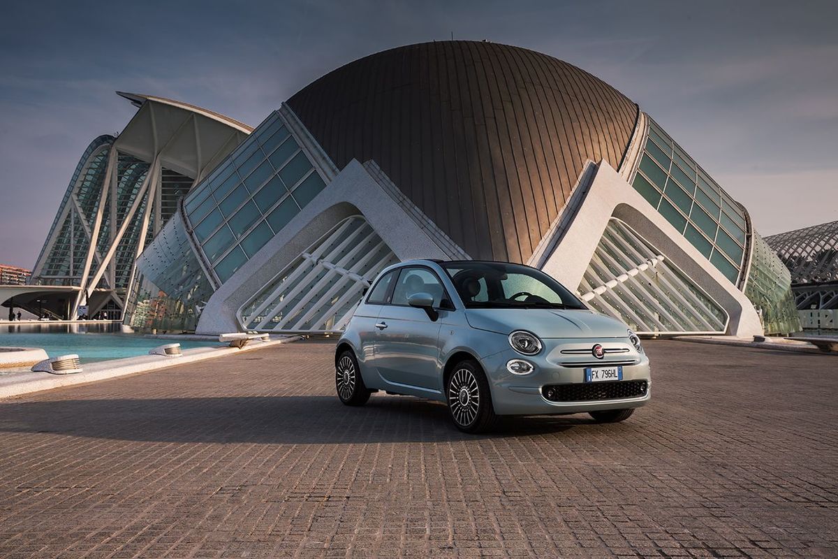 200108 Fiat 500 Hybrid 03