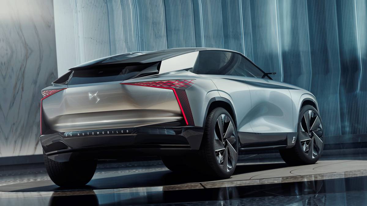 2020 DS AERO SPORT LOUNGE V0005 