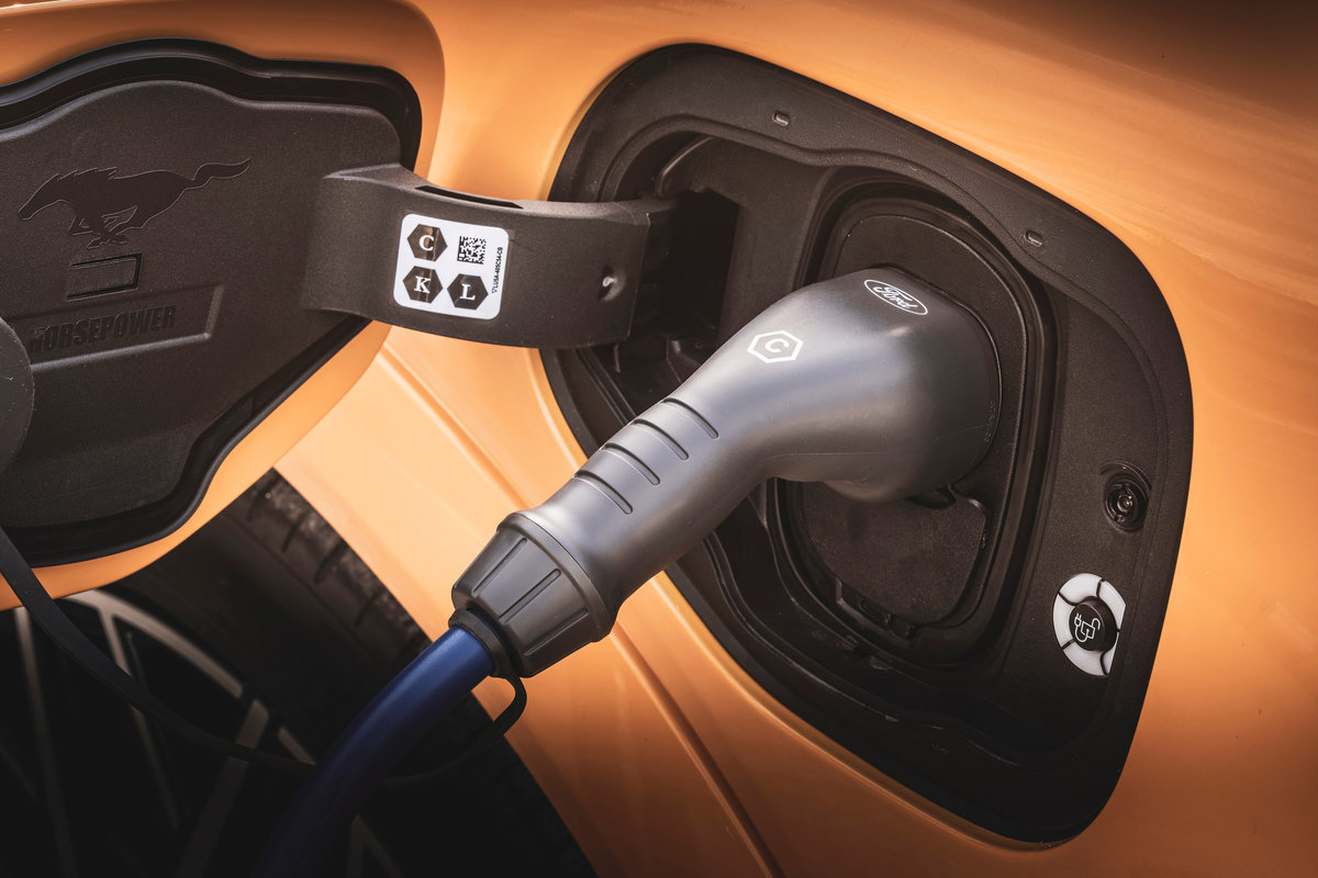 2021FordMustangMach E GT Cyber Orange 074