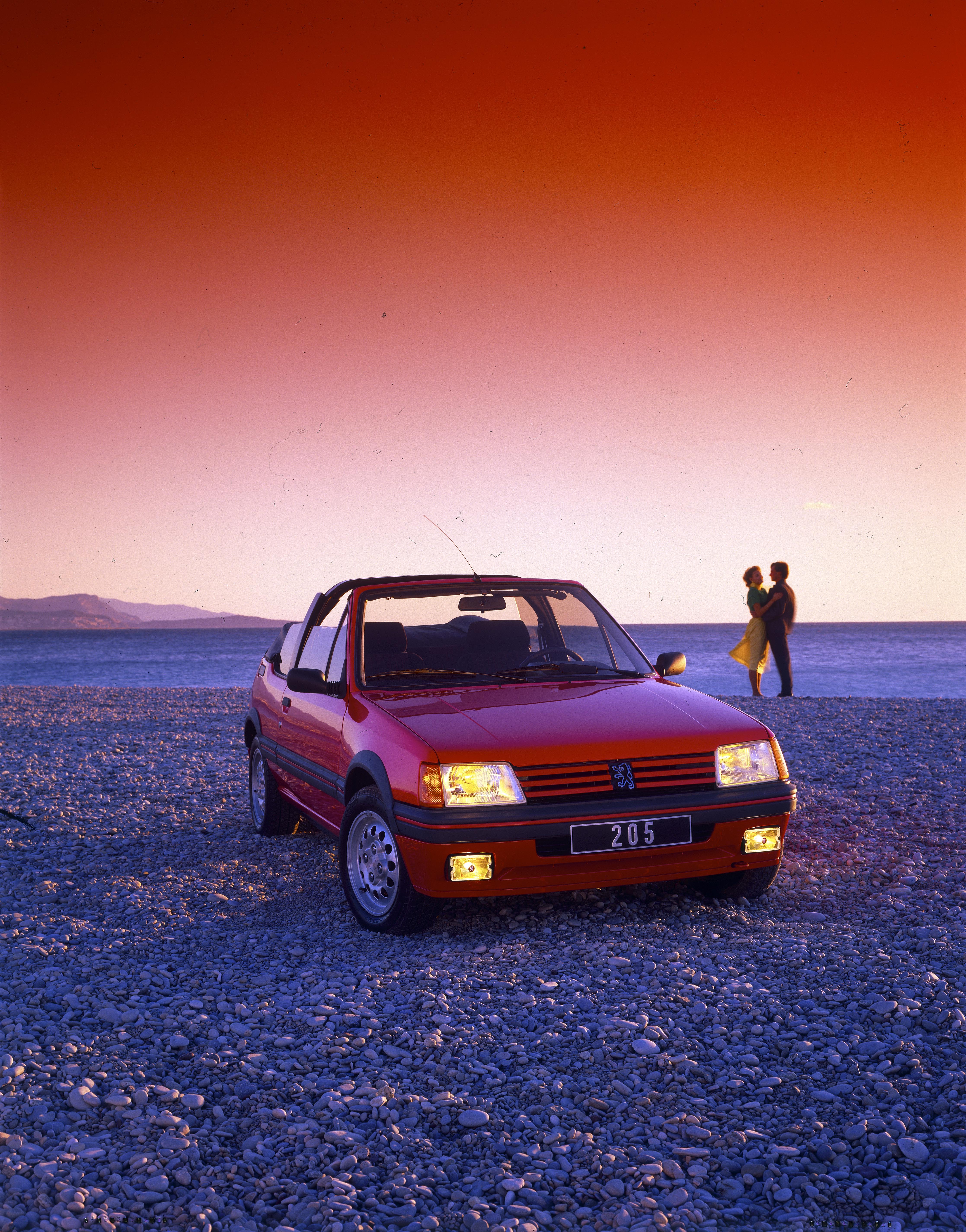 3 PEUGEOT 205 SaintValentin